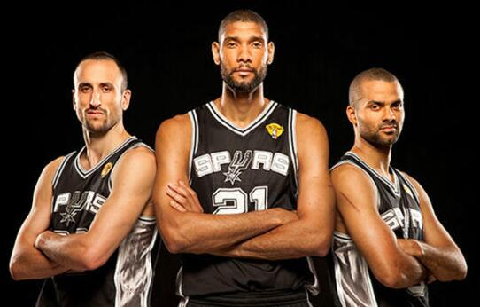 U17战报：2025世少巴西2-4点负意大利，收获第四名（U17快讯：2025世少赛巴西点球2-4不敌意大利，位列第四）