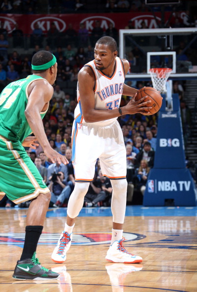 巴尔达诺：皇马想念克罗斯和莫德里奇，球队需要掌控比赛后腰（巴尔达诺称皇马思念克罗斯与莫德里奇，亟需一名掌控比赛的后腰）