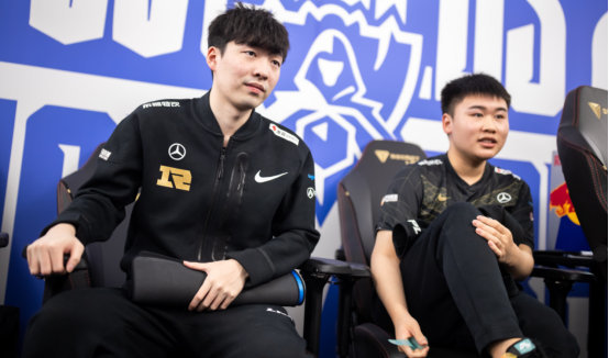 作为中锋 作为中锋